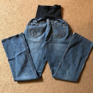 Jessica Simpson maternity jeans